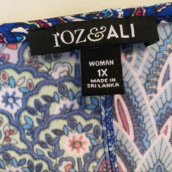 Colorful Mod Dress with Bell Sleeves - Picture 3 of 5